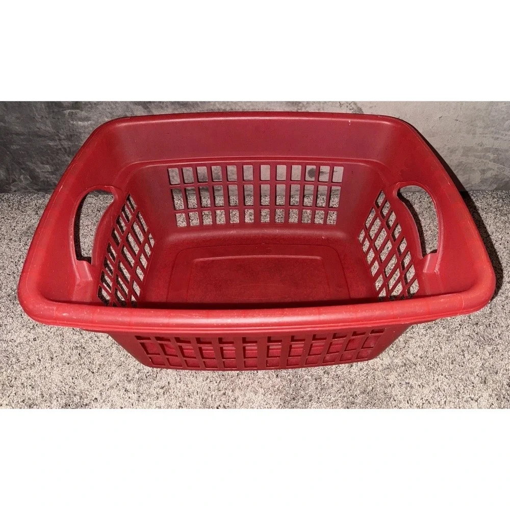 1 Vintage Rubbermaid Red ( Faded) Laundry Basket 2874 Heavy Duty‎ Hamper USA